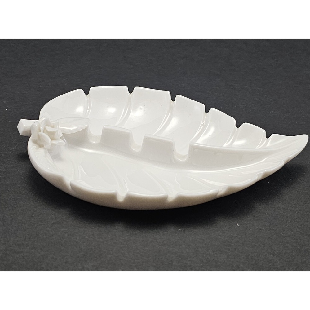 Ardalt Verithin Lenwile China 6389 White Leaf Rose Ashtray Vintage Japan MCM